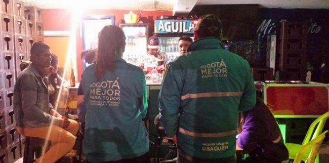 Suspendidos dos establecimientos de comercio Suspendidos dos establecimientos de comercio